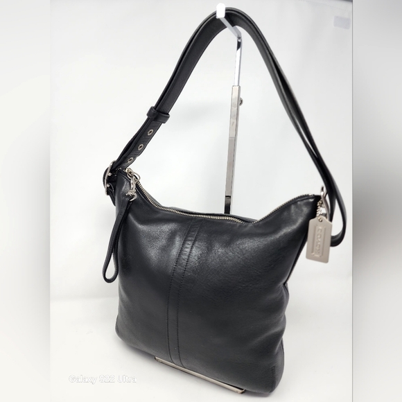 Coach Handbags - Coach 2 Way Leather Bag